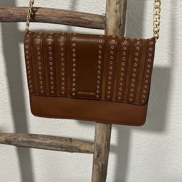 Michael kors crossbody tan bag, excellent condition - Picture 2 of 6
